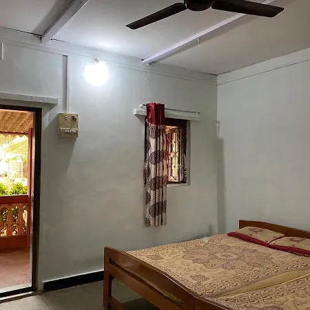 Hotel Aviraj Nivas Dapoli Exterior photo