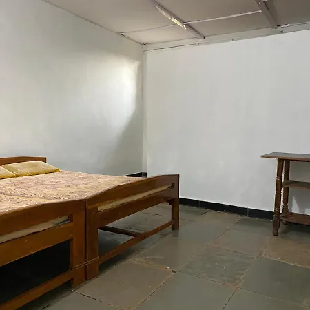 Hotel Aviraj Nivas Dapoli Exterior photo