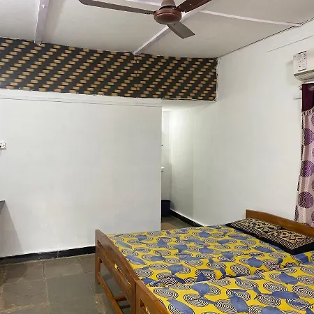 Hotel Aviraj Nivas Dapoli Exterior photo