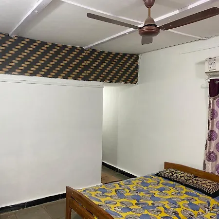 Hotel Aviraj Nivas Dapoli Exterior photo