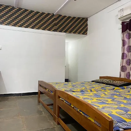 Hotel Aviraj Nivas Dapoli Exterior photo