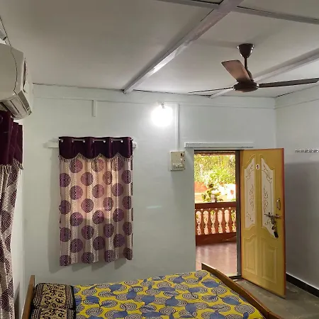 Hotel Aviraj Nivas Dapoli Exterior photo