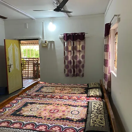 Hotel Aviraj Nivas Dapoli Exterior photo