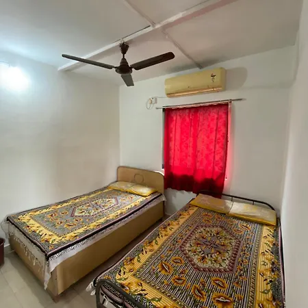 Hotel Aviraj Nivas Dapoli Exterior photo