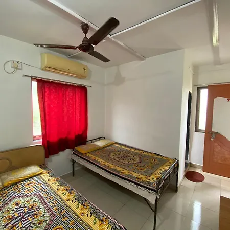 Hotel Aviraj Nivas Dapoli Exterior photo
