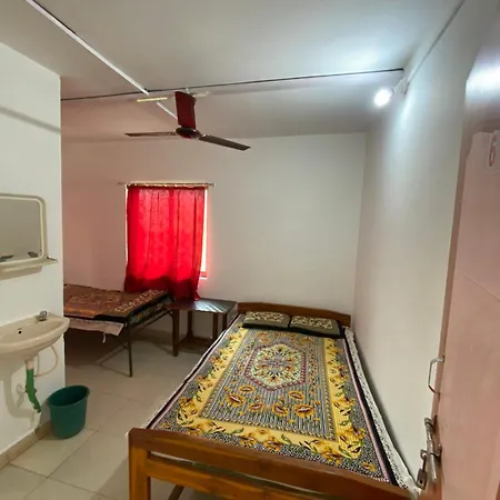 Hotel Aviraj Nivas Dapoli Exterior photo