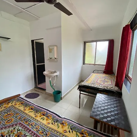 Hotel Aviraj Nivas Dapoli Exterior photo
