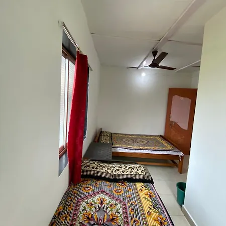 Hotel Aviraj Nivas Dapoli Exterior photo