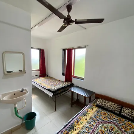 Hotel Aviraj Nivas Dapoli Exterior photo