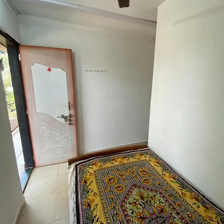 Hotel Aviraj Nivas Dapoli Exterior photo