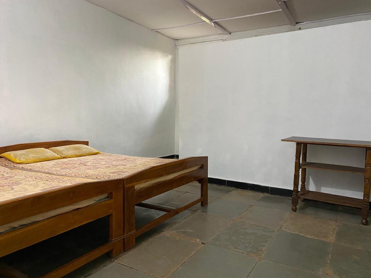 Homestay Aviraj Nivas