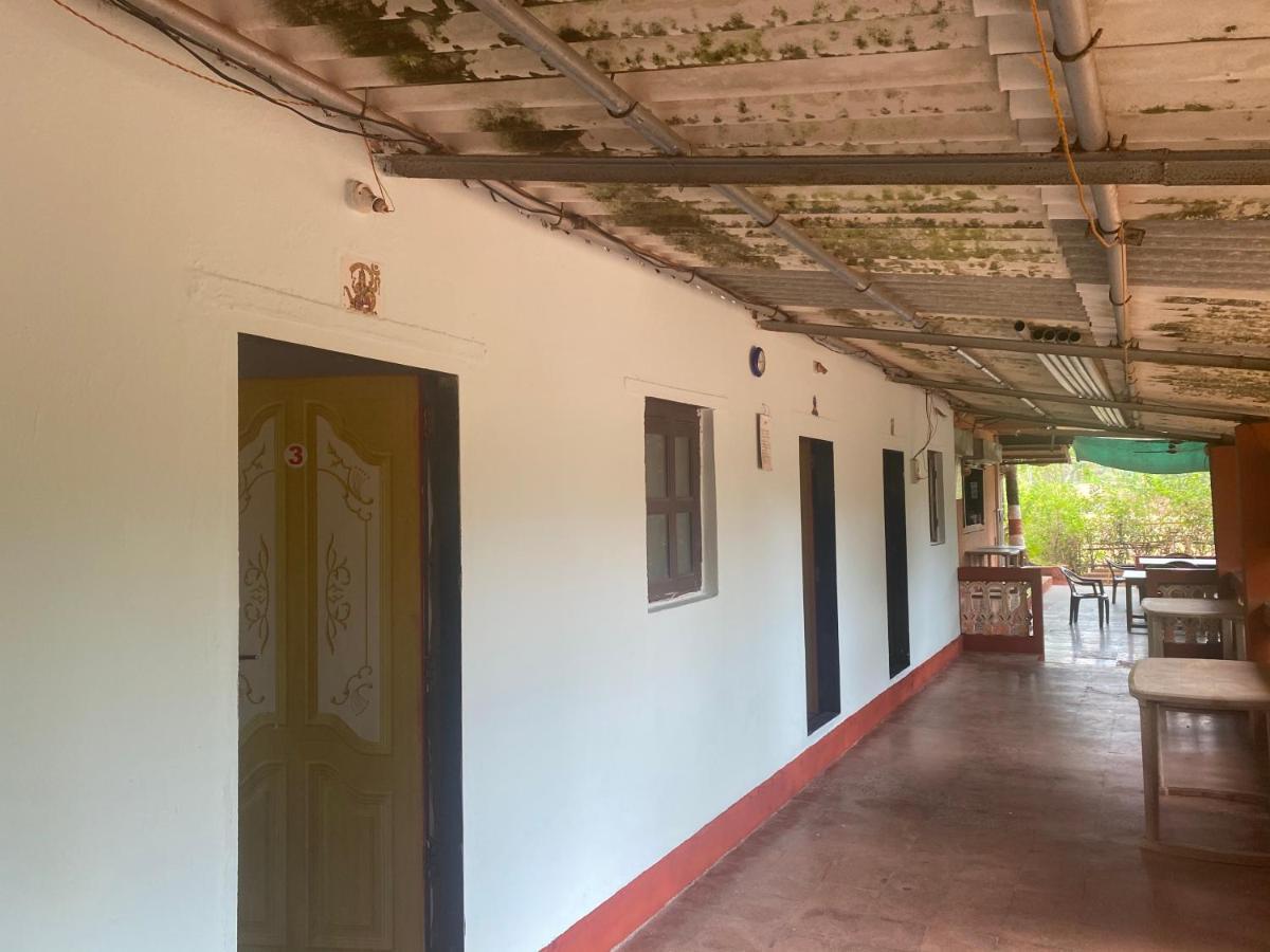 Homestay Aviraj Nivas