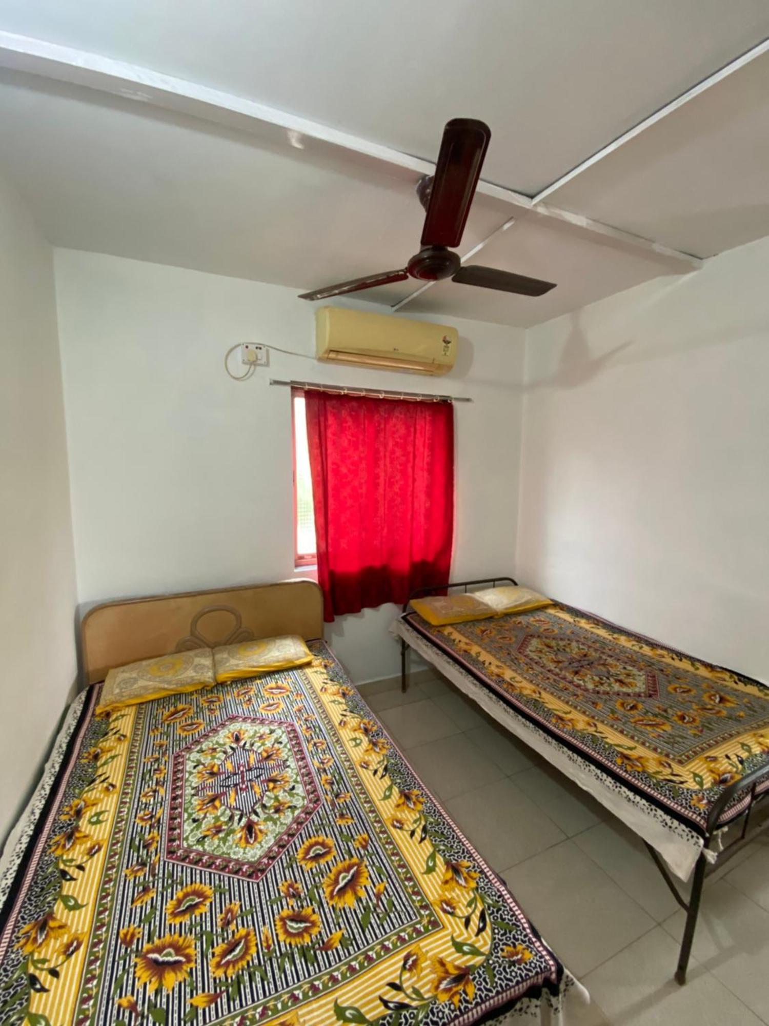 Homestay Aviraj Nivas *