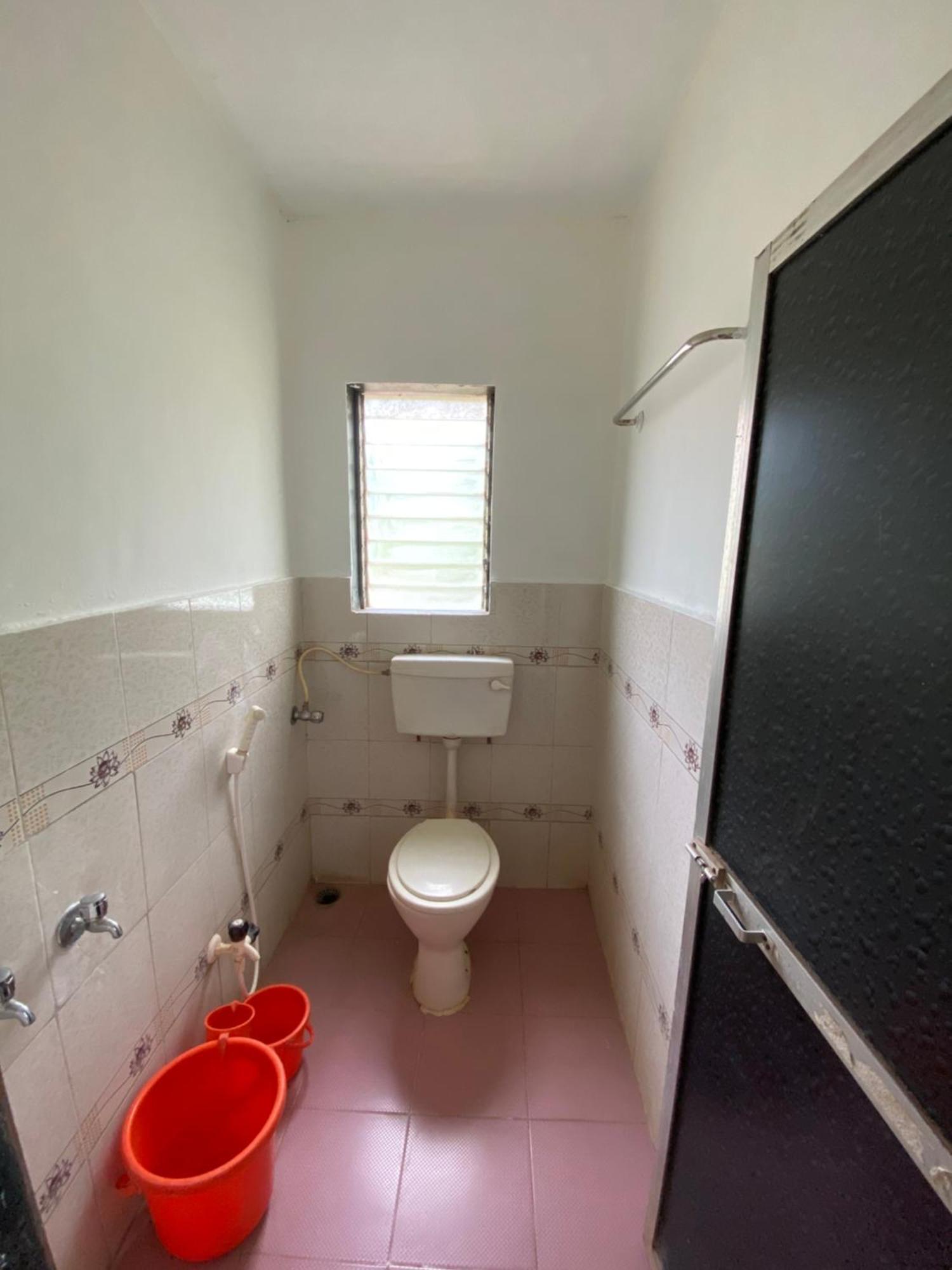 Homestay Aviraj Nivas *