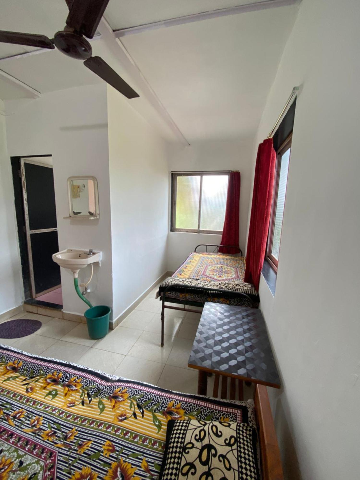 Homestay Aviraj Nivas