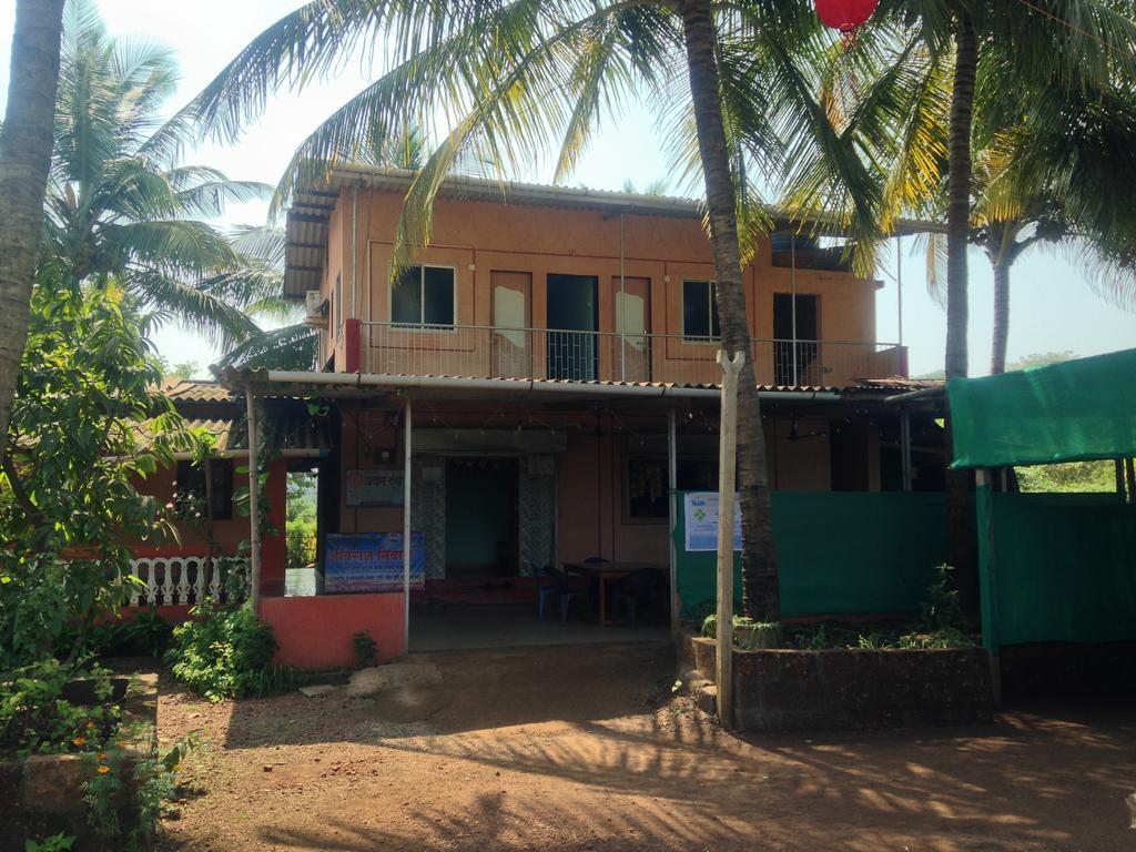 Homestay Aviraj Nivas